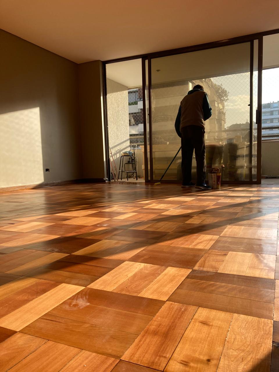 <p><span style="font-size: 32px;">MAESTROS EN MADERA</span></p>